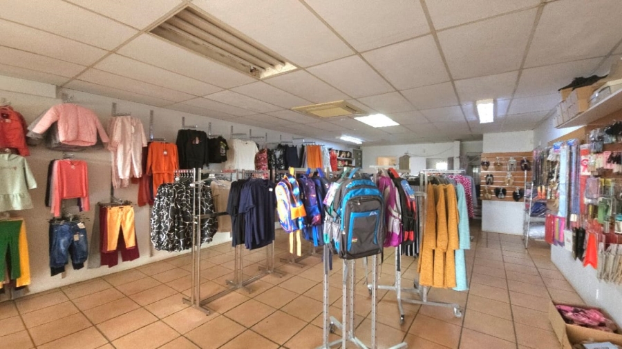 Commercial Property for Sale in Schoemansville North West